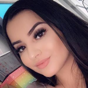 Meet your Posher, Ashly